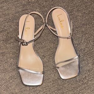 Lulu's Metallic Silver Sandals